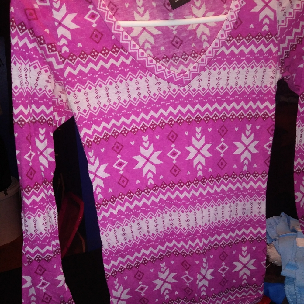 Long sleeve t-shirt